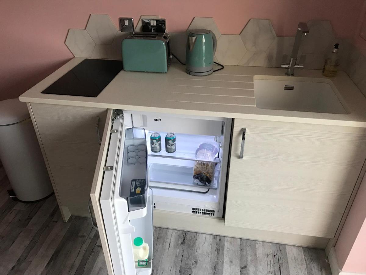 Fistral Hideaway Apartment นิวคีย์ ภายนอก รูปภาพ